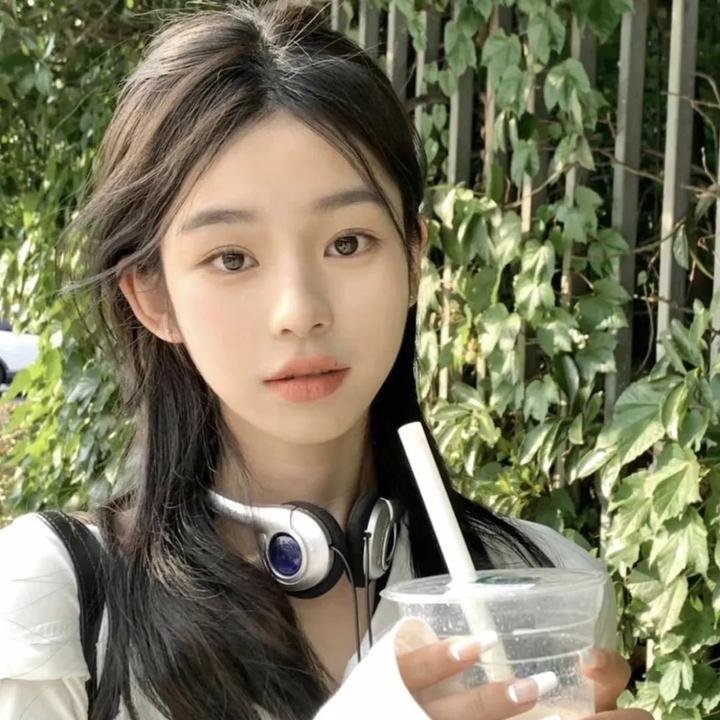 少女佳禾